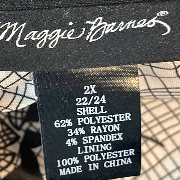 Maggie Barnes Closet Staple Business Work Black 3 Button Blazer 2X - 22/24 - Picture 3 of 4